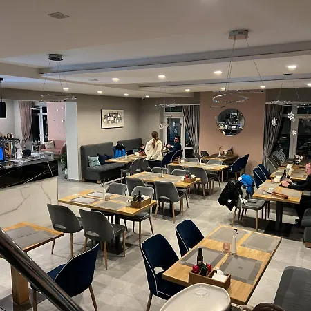 Arena - Hotel *